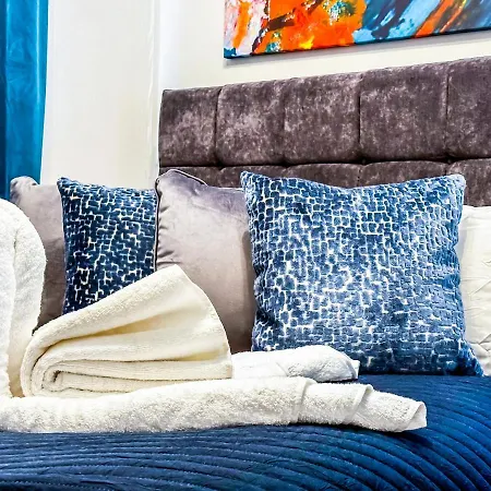 Apartment Amazing Modern 3 Bedroom W Parking And Wifi