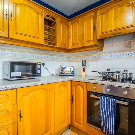 Apartment Amazing Modern 3 Bedroom W Parking And Wifi *